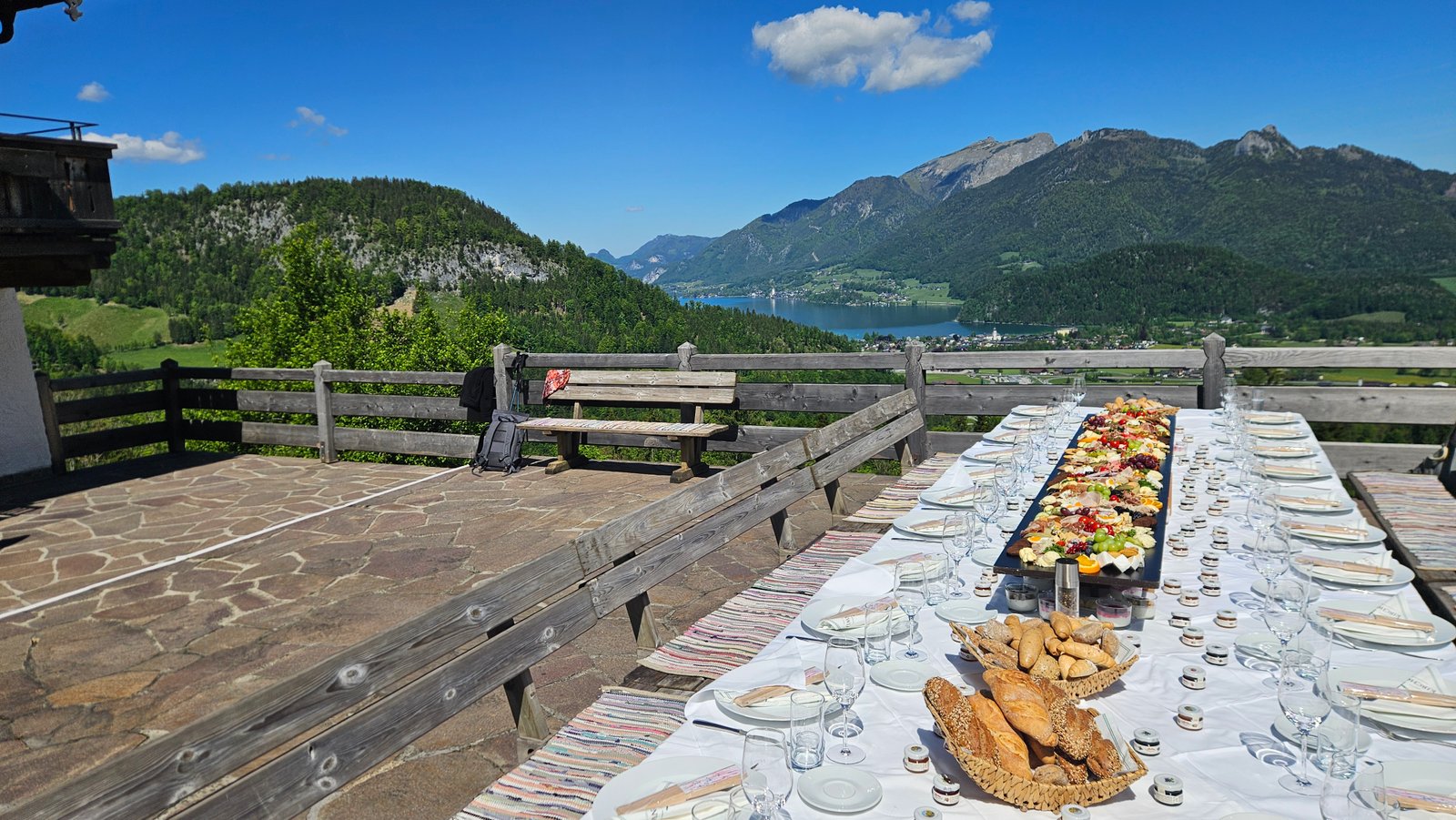 Jausenplatte mit Seeblick